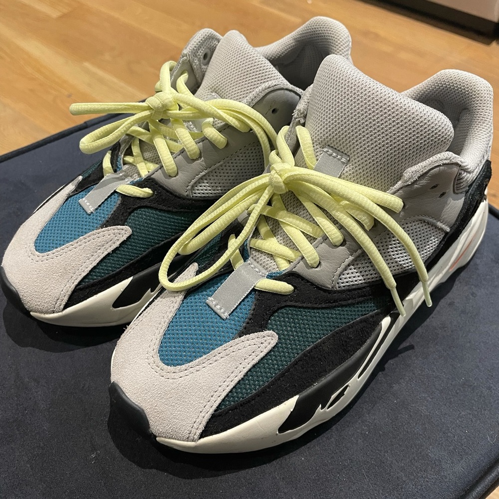Yeezy Boost 700 Wave Runner